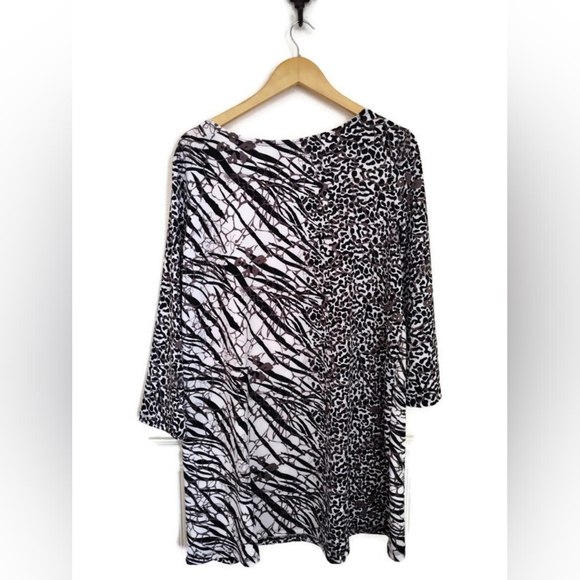 Artsy Abstract Print Womens XL Tunic Top / Dress Black White And Silver - Picture 2 of 3